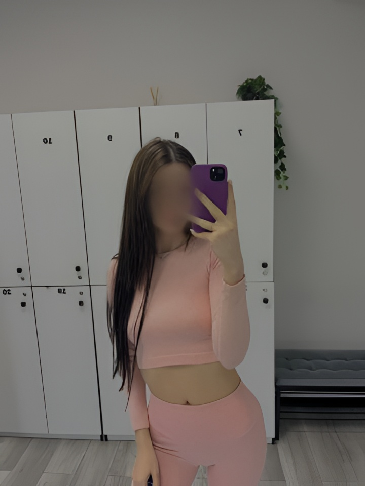 Амалия привлекальеная девушка из Кондрово цена от 5000 руб