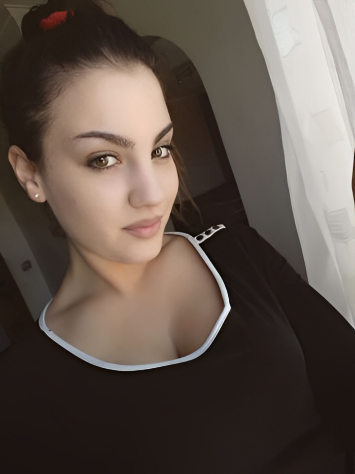 Анюта привлекальеная девушка из Кондрово цена от 1500 руб