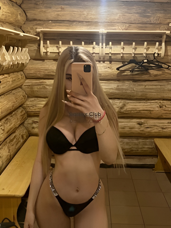 Лейла привлекальеная девушка из Кондрово цена от 5000 руб