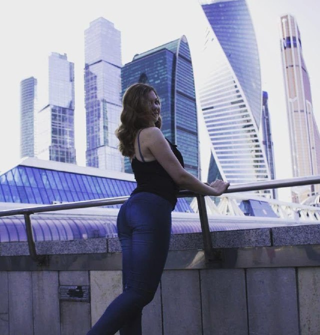 Алина привлекальеная девушка из Кондрово цена от 3500 руб