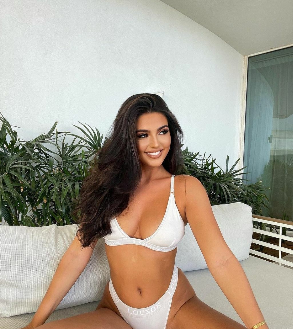 Лика привлекальеная девушка из Кондрово цена от 3000 руб