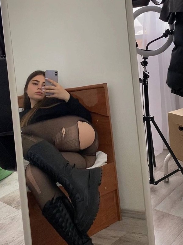 Жанна привлекательная девушка из Кондрово цена от 5000 руб